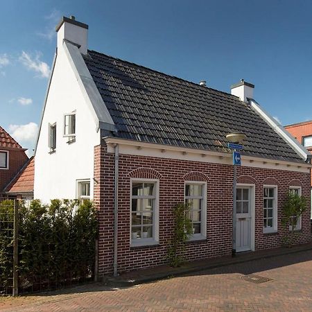Karakteristiek Huis In Centrum Winsum Met Nieuwe Badkamer エクステリア 写真