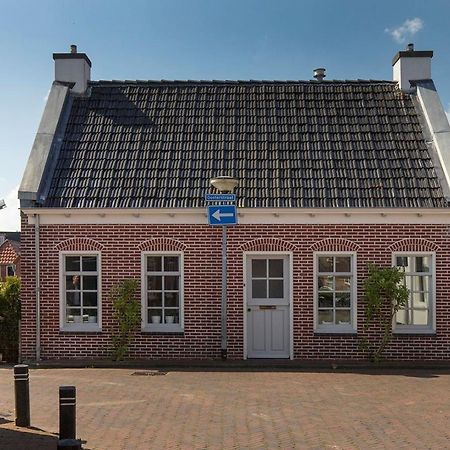 Karakteristiek Huis In Centrum Winsum Met Nieuwe Badkamer エクステリア 写真
