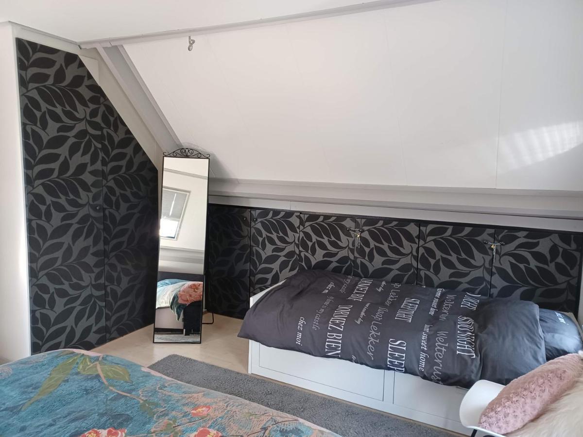 Karakteristiek Huis In Centrum Winsum Met Nieuwe Badkamer エクステリア 写真