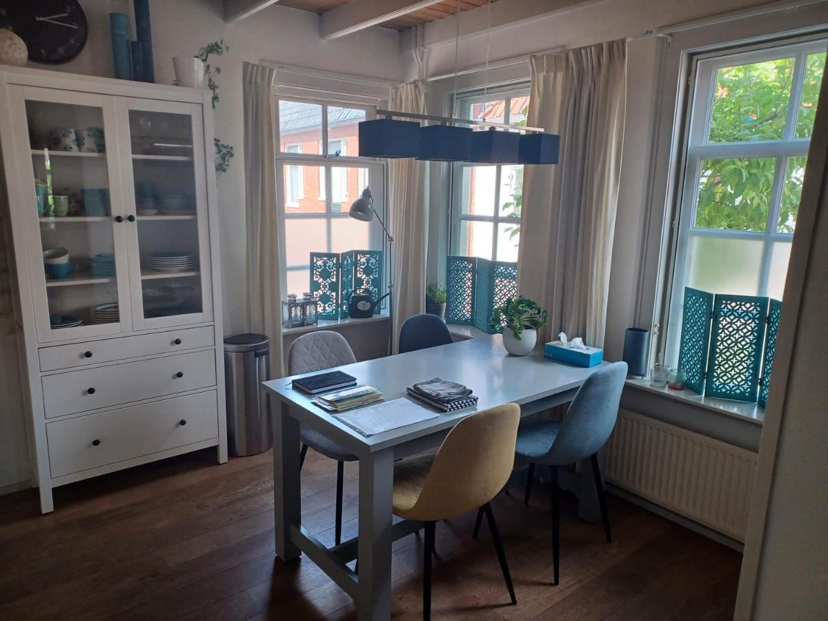 Karakteristiek Huis In Centrum Winsum Met Nieuwe Badkamer エクステリア 写真